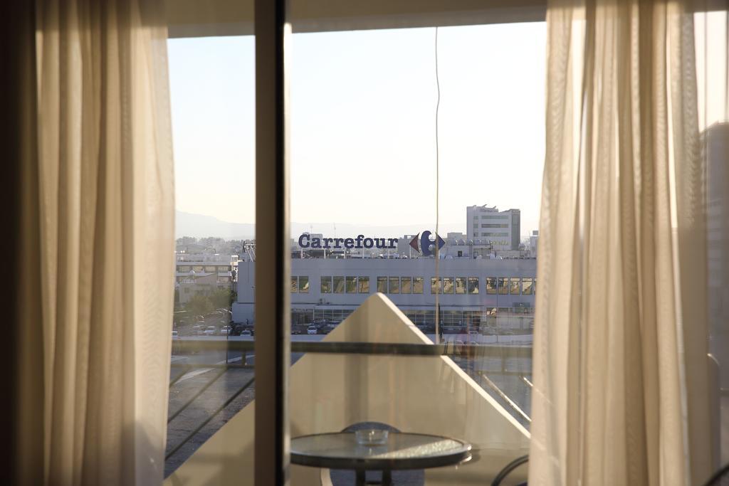 Alora Apartments ลาร์นาคา ภายนอก รูปภาพ