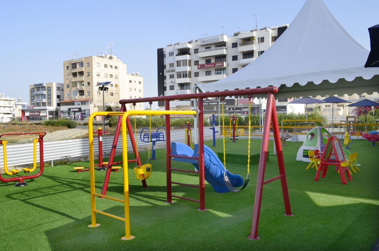Alora Apartments ลาร์นาคา ภายนอก รูปภาพ