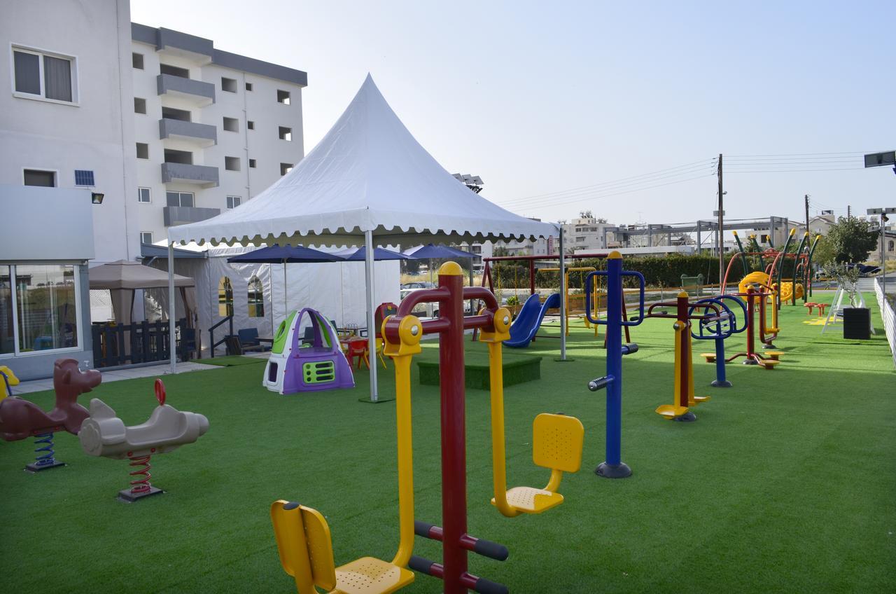 Alora Apartments ลาร์นาคา ภายนอก รูปภาพ