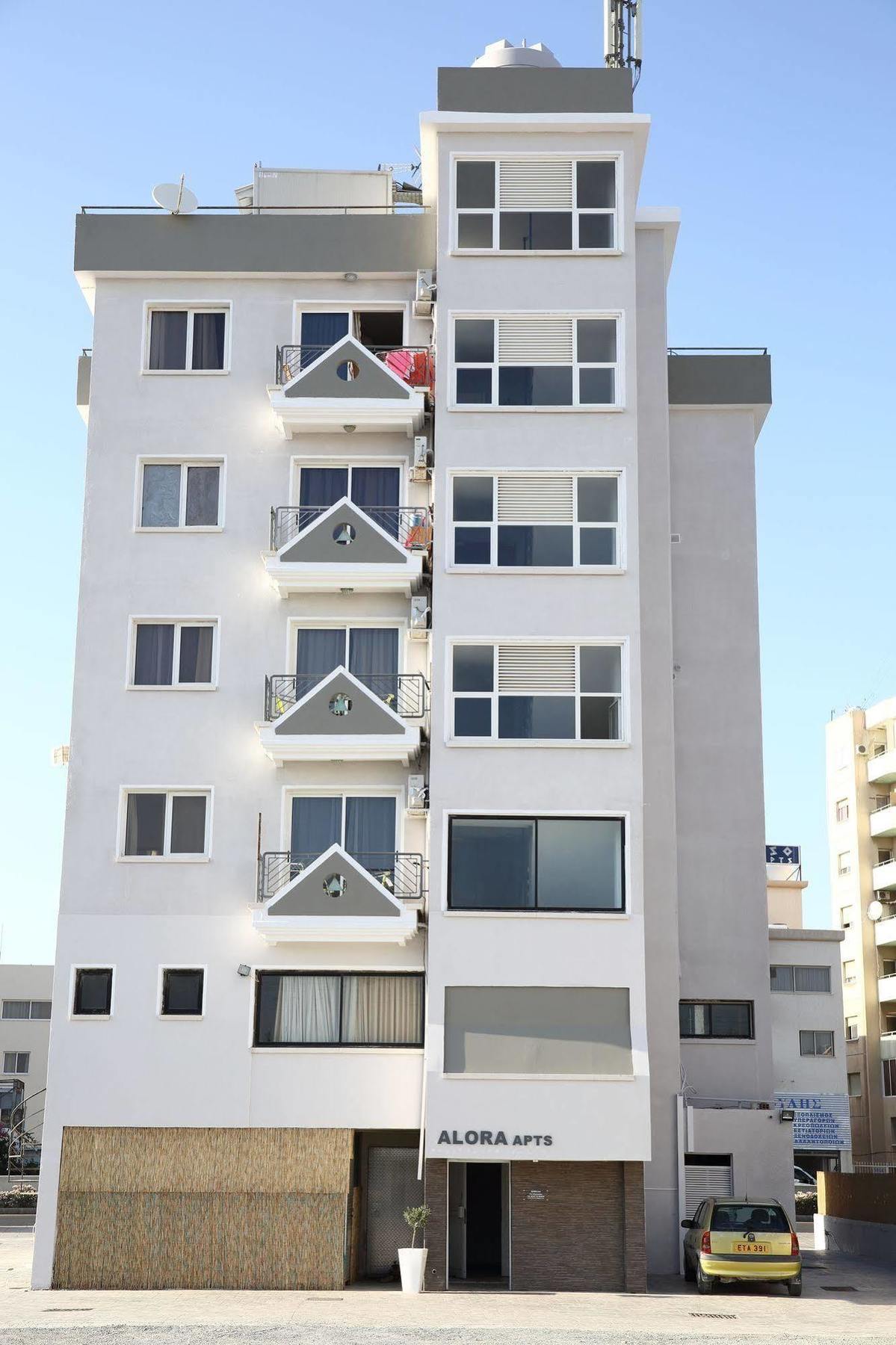 Alora Apartments ลาร์นาคา ภายนอก รูปภาพ