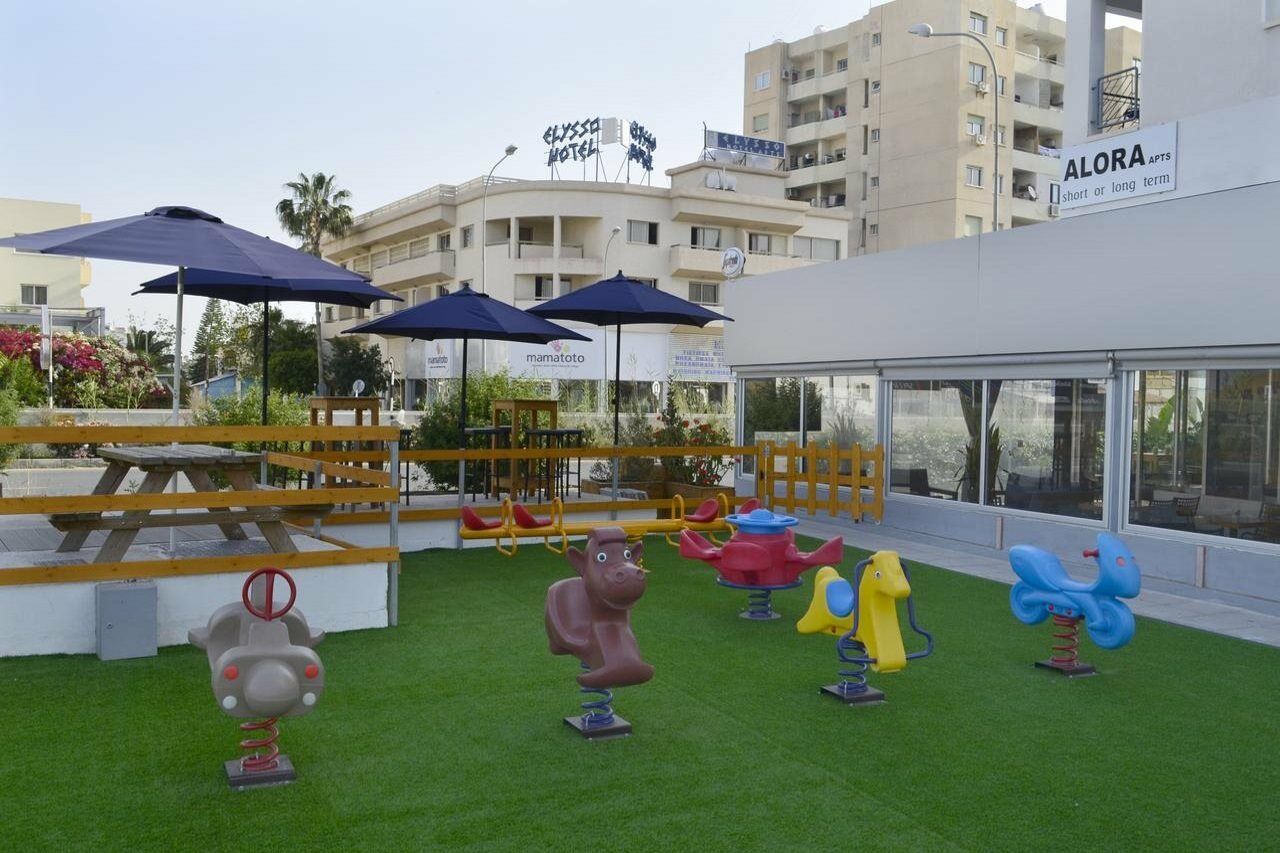 Alora Apartments ลาร์นาคา ภายนอก รูปภาพ